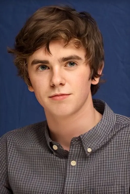 Freddie Highmore Net Worth